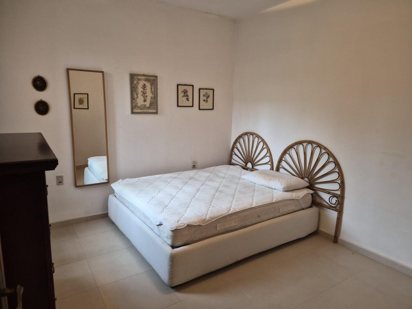 Quadrilocale con terrazzo, Massa marina di