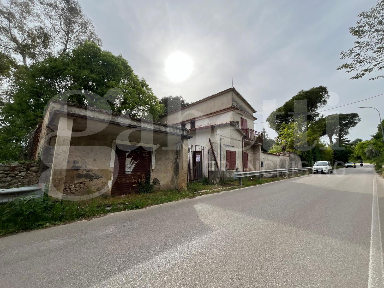 Casa indipendente con giardino a Sant'Angelo d'Alife