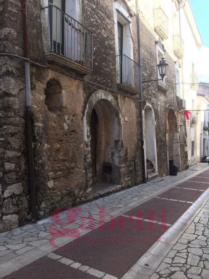 Quadrilocale da ristrutturare a Piedimonte Matese