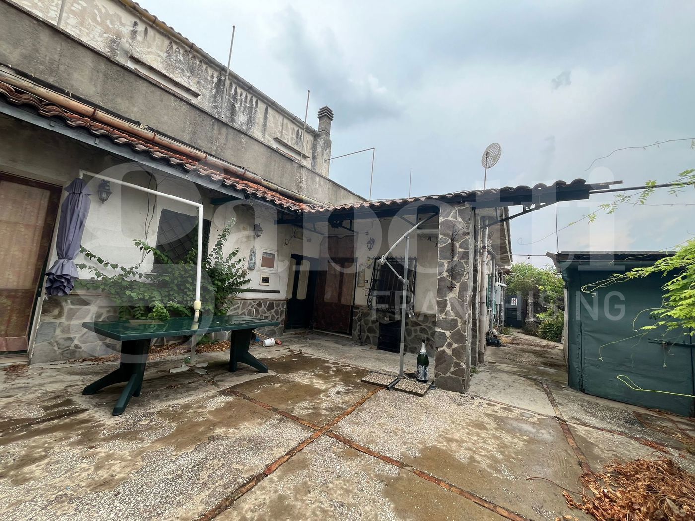 Casa indipendente con giardino a Alvignano