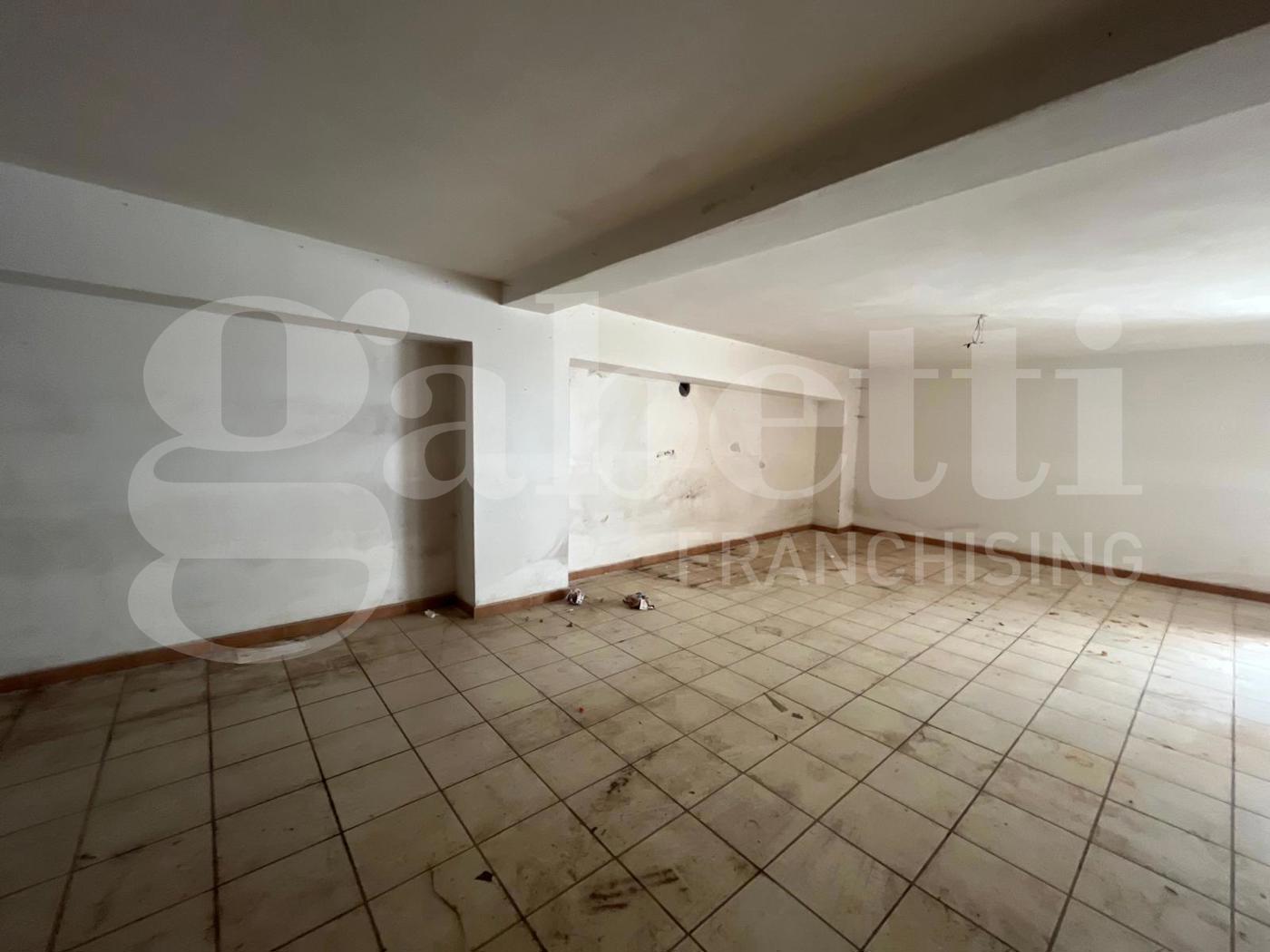 Box/Garage 50mq in affitto a Piedimonte Matese