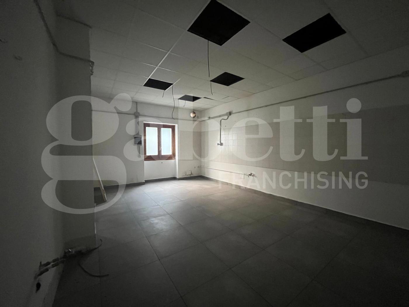 Negozio in affitto a Piedimonte Matese