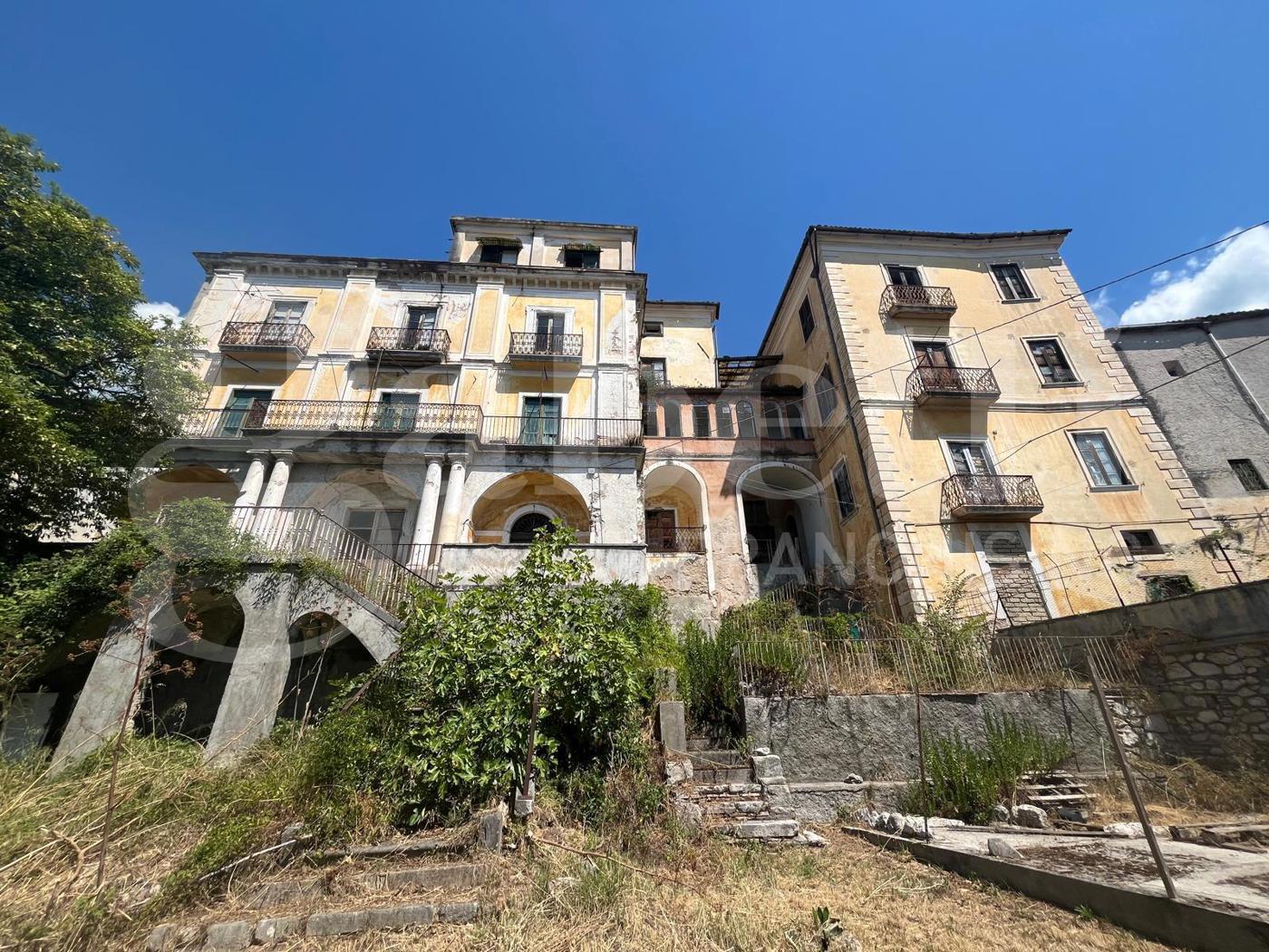 Stabile/Palazzo in vendita a Piedimonte Matese