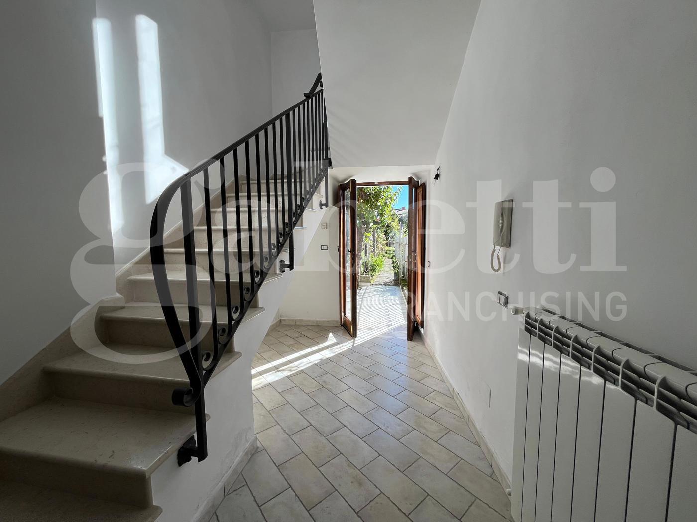 Casa indipendente arredata in affitto a San Potito Sannitico