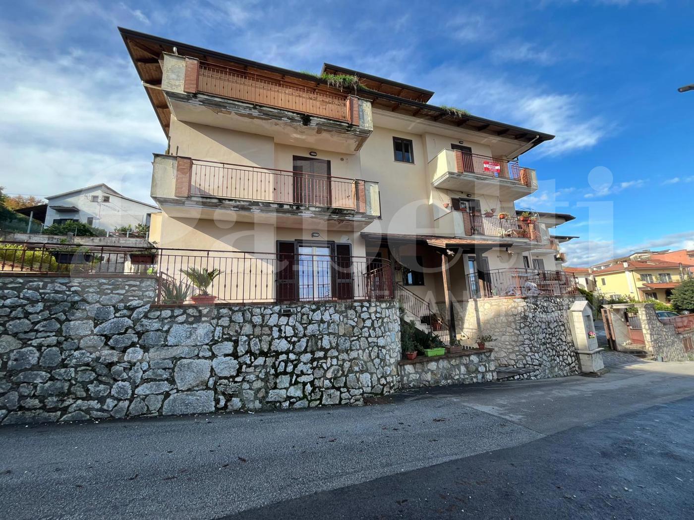 Trilocale ristrutturato a Alvignano