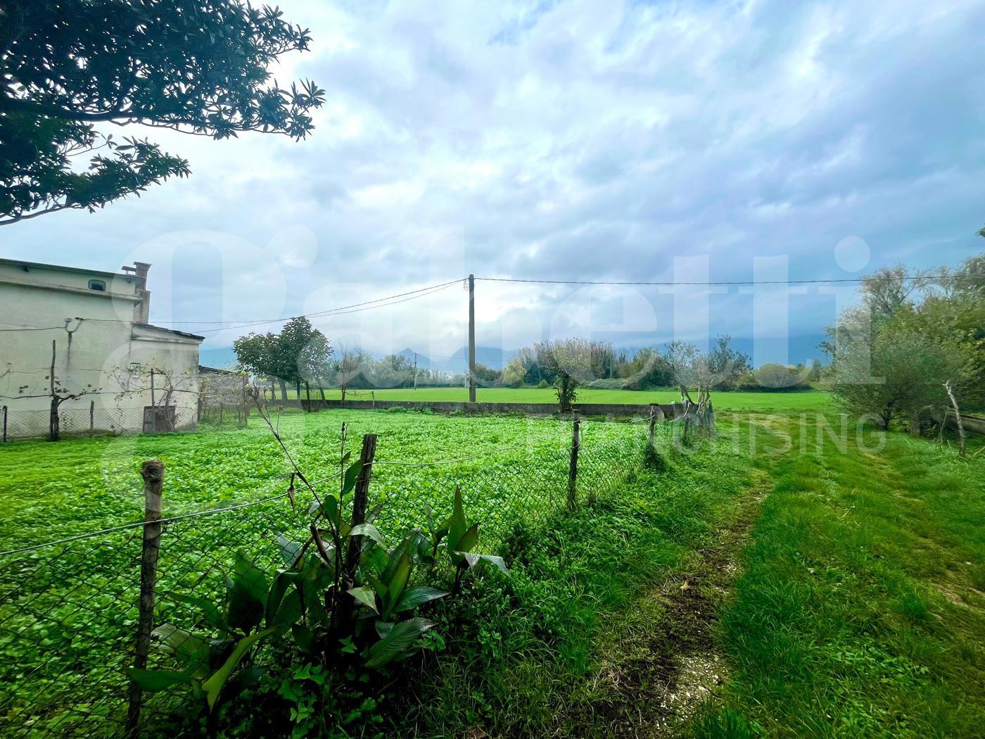 Rustico con giardino a Alife