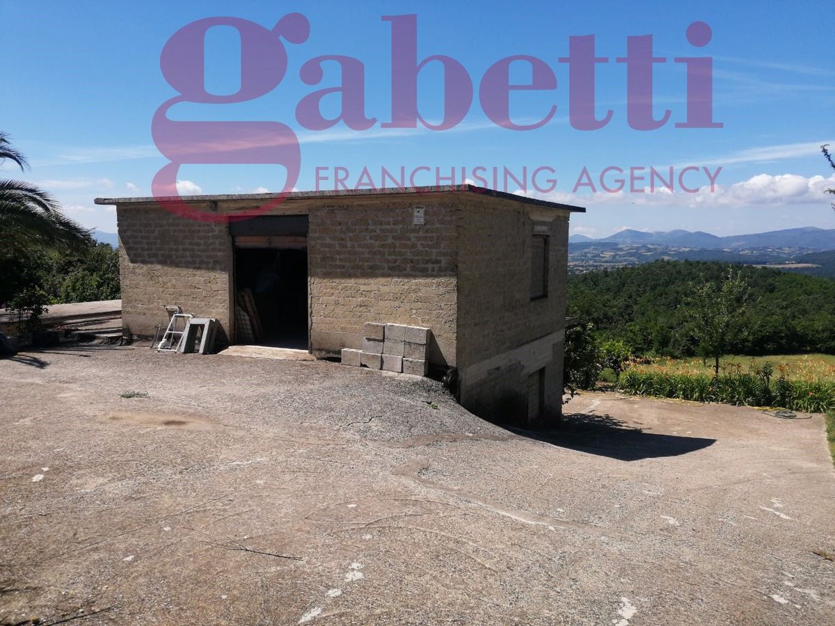 Casa indipendente con giardino a Gioia Sannitica