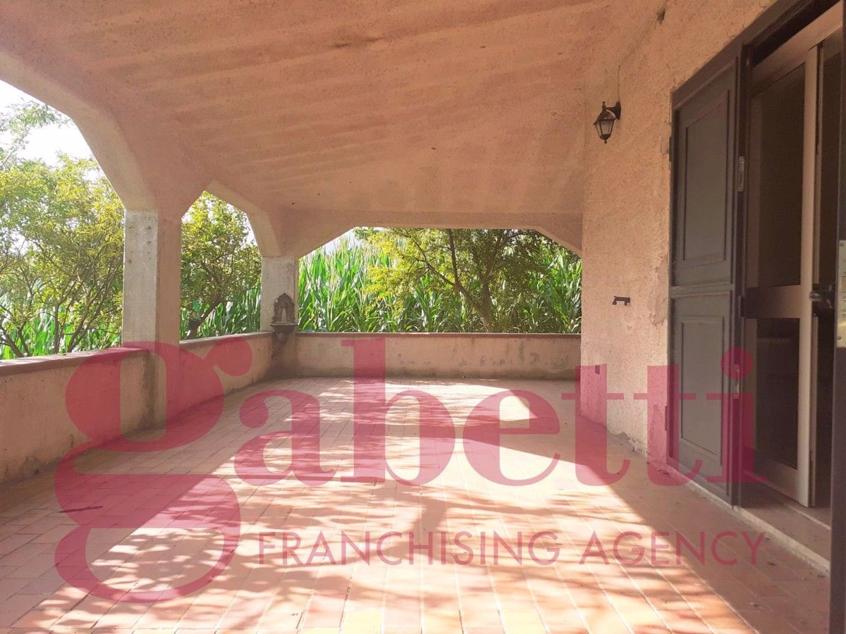 Casa indipendente con giardino a Gioia Sannitica