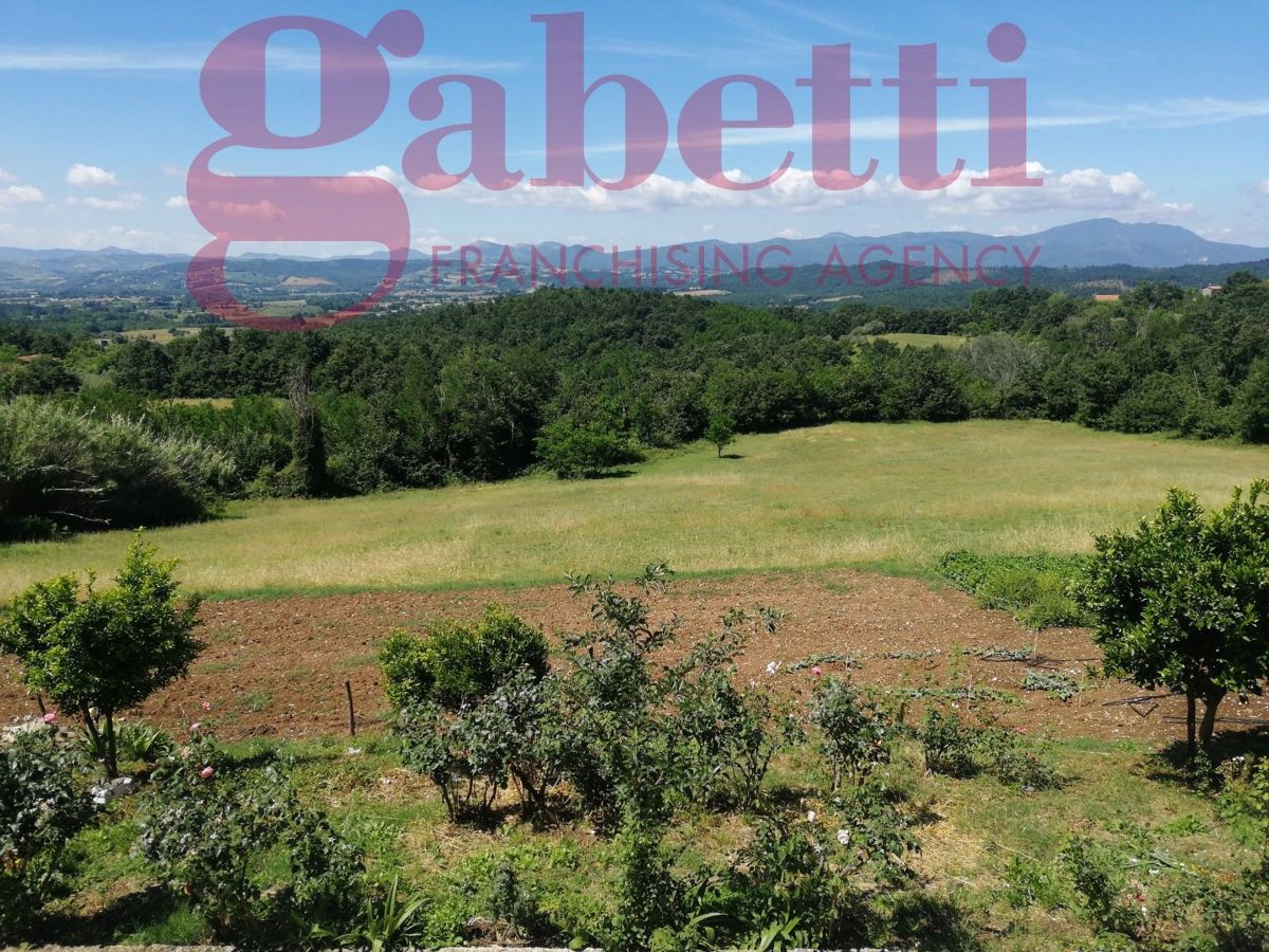 Casa indipendente con giardino a Gioia Sannitica