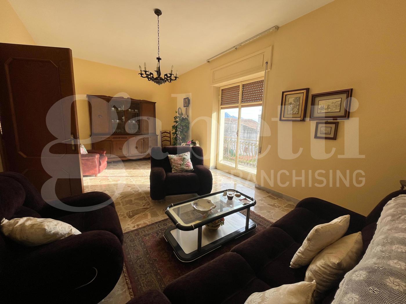 Casa indipendente con giardino a Dragoni