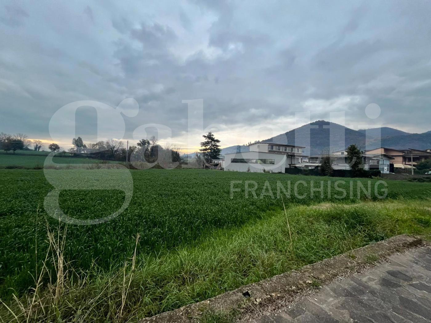 Terreno Edificabile in vendita a Dragoni