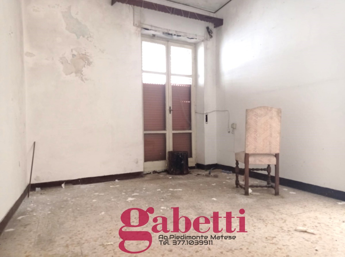 Casa indipendente da ristrutturare a San Potito Sannitico