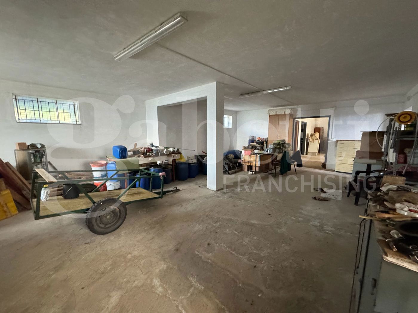 Villa con giardino a Pratella