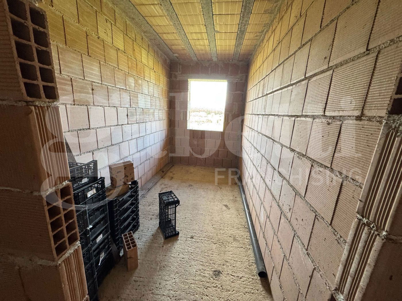 Villa con giardino a Pratella