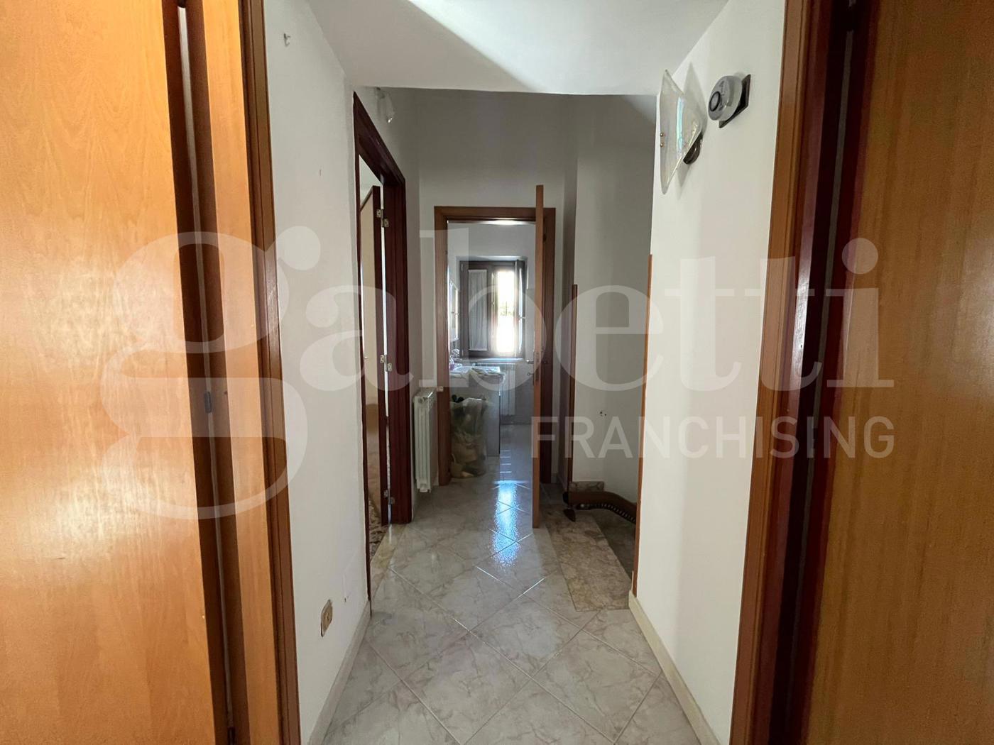 Casa indipendente con giardino a Alvignano