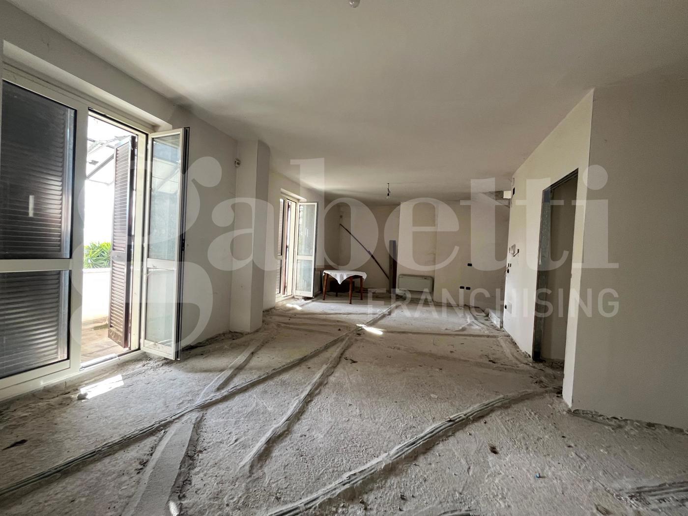 Casa indipendente con giardino a Gioia Sannitica