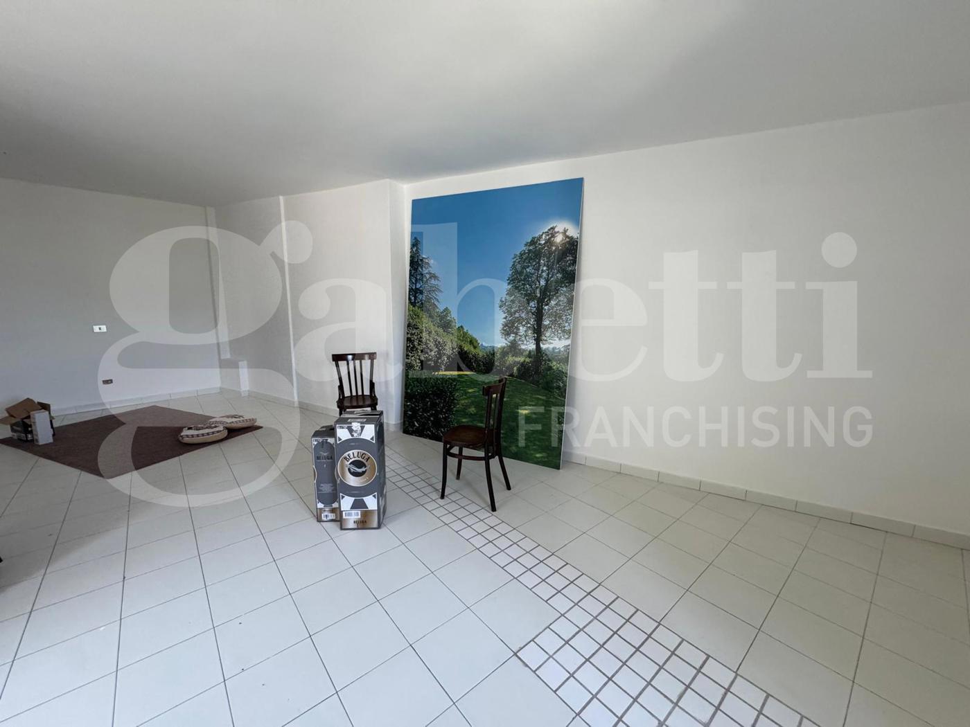 Stabile/Palazzo in vendita a Prata Sannita