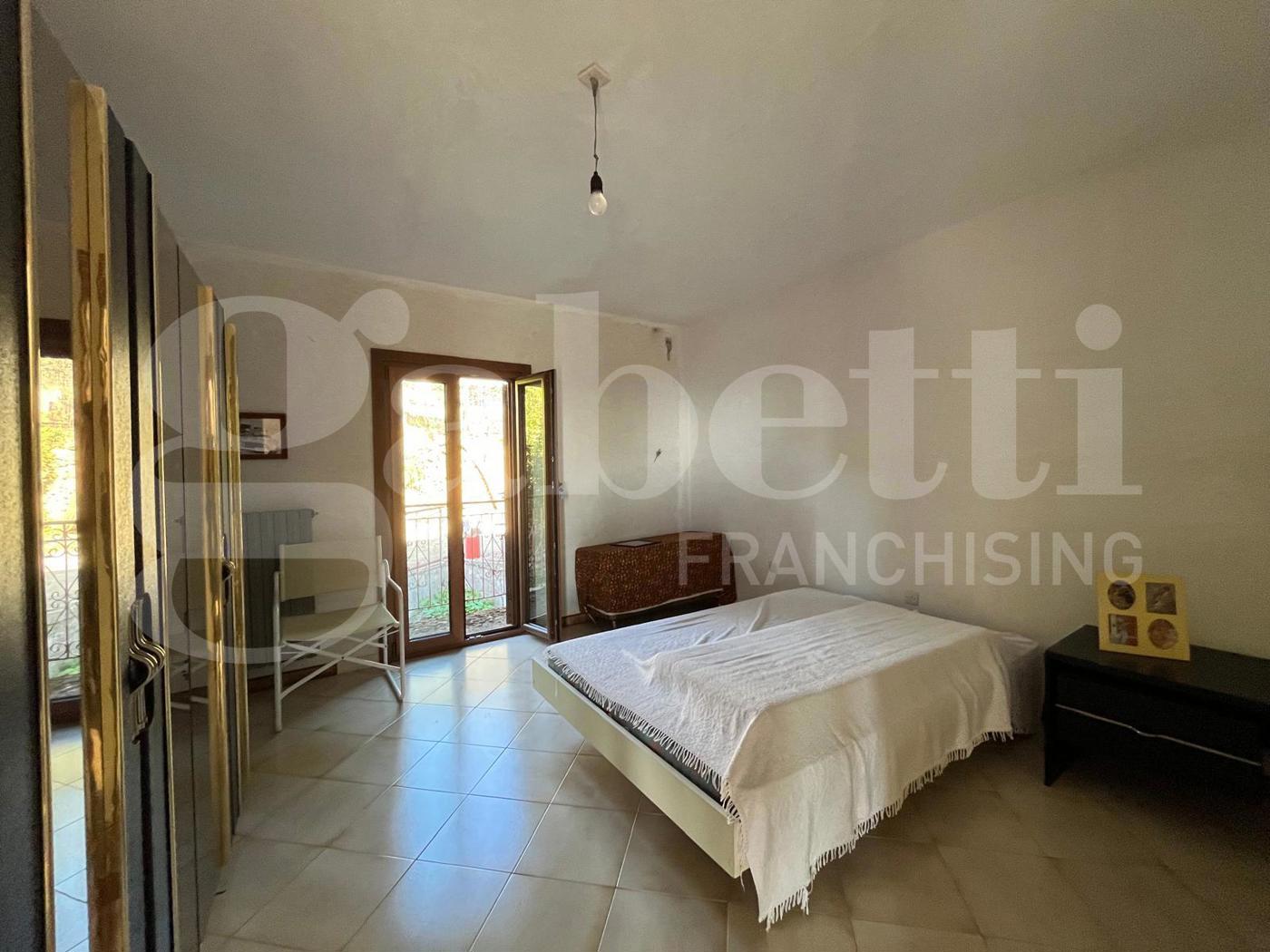 Casa indipendente con giardino a Gioia Sannitica