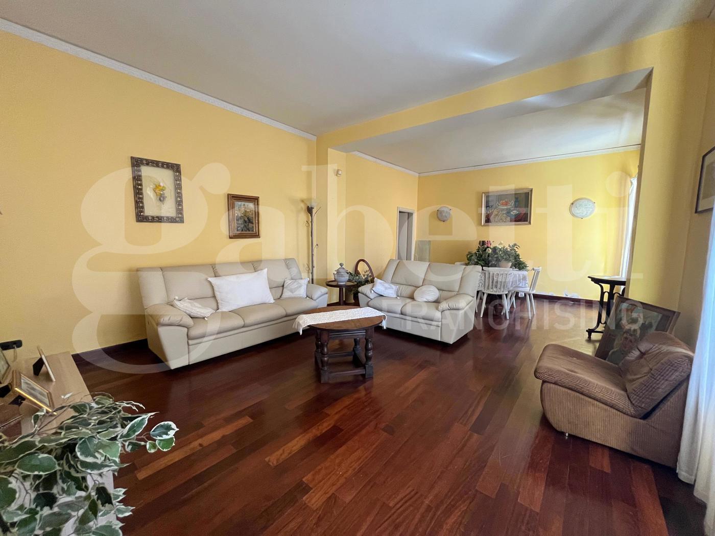 Casa indipendente con giardino a Gioia Sannitica