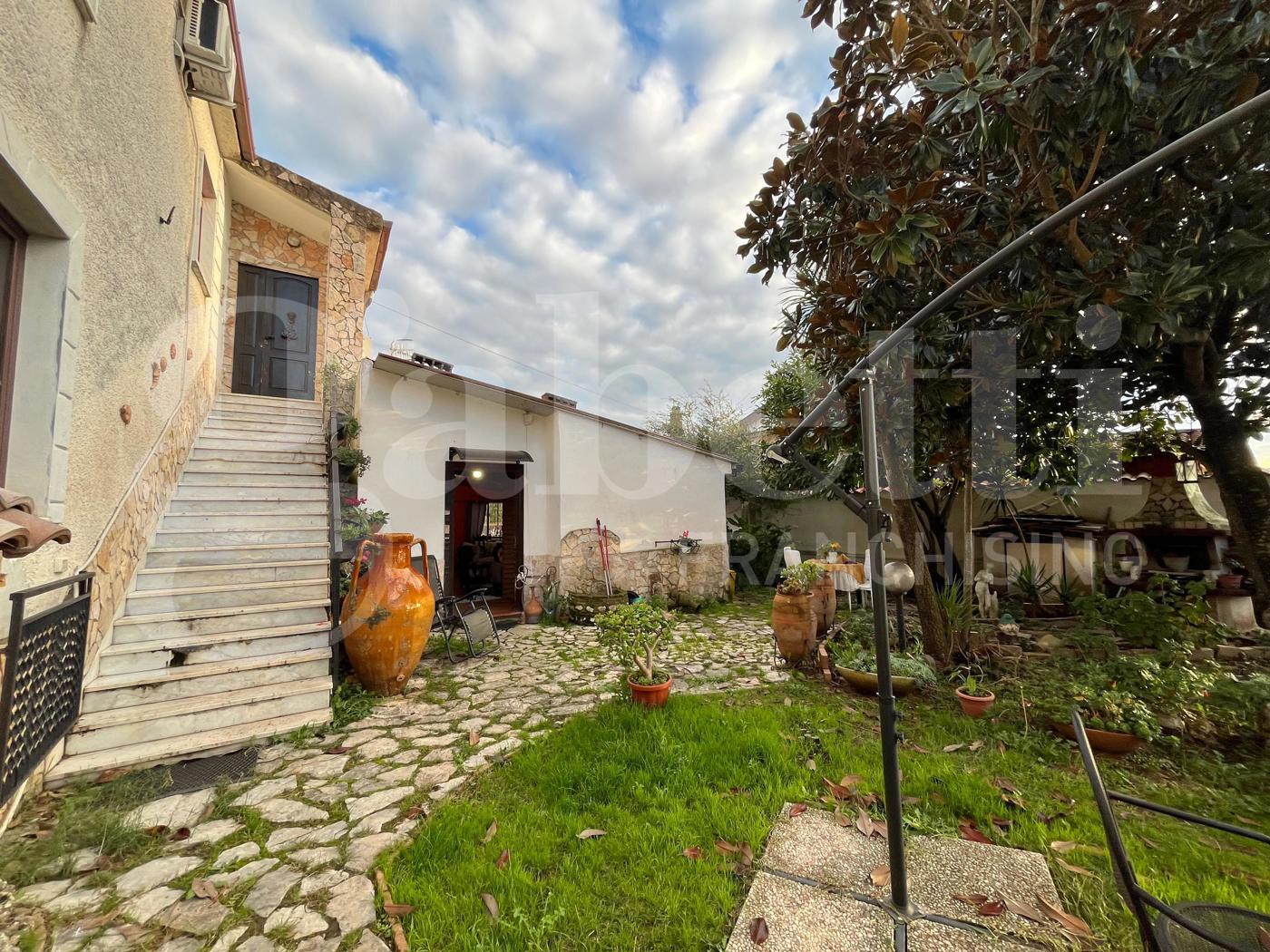 Casa indipendente con giardino a Piedimonte Matese
