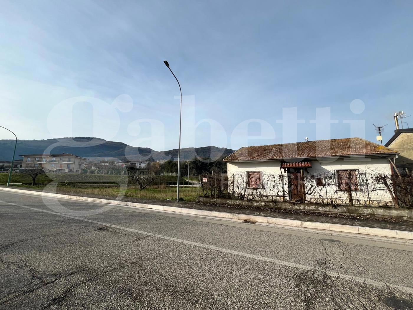 Casa indipendente con giardino a Alvignano