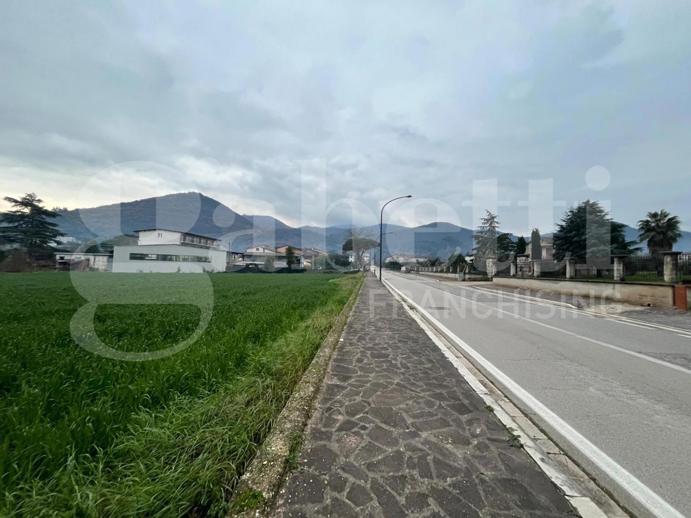 Terreno Edificabile in vendita a Dragoni