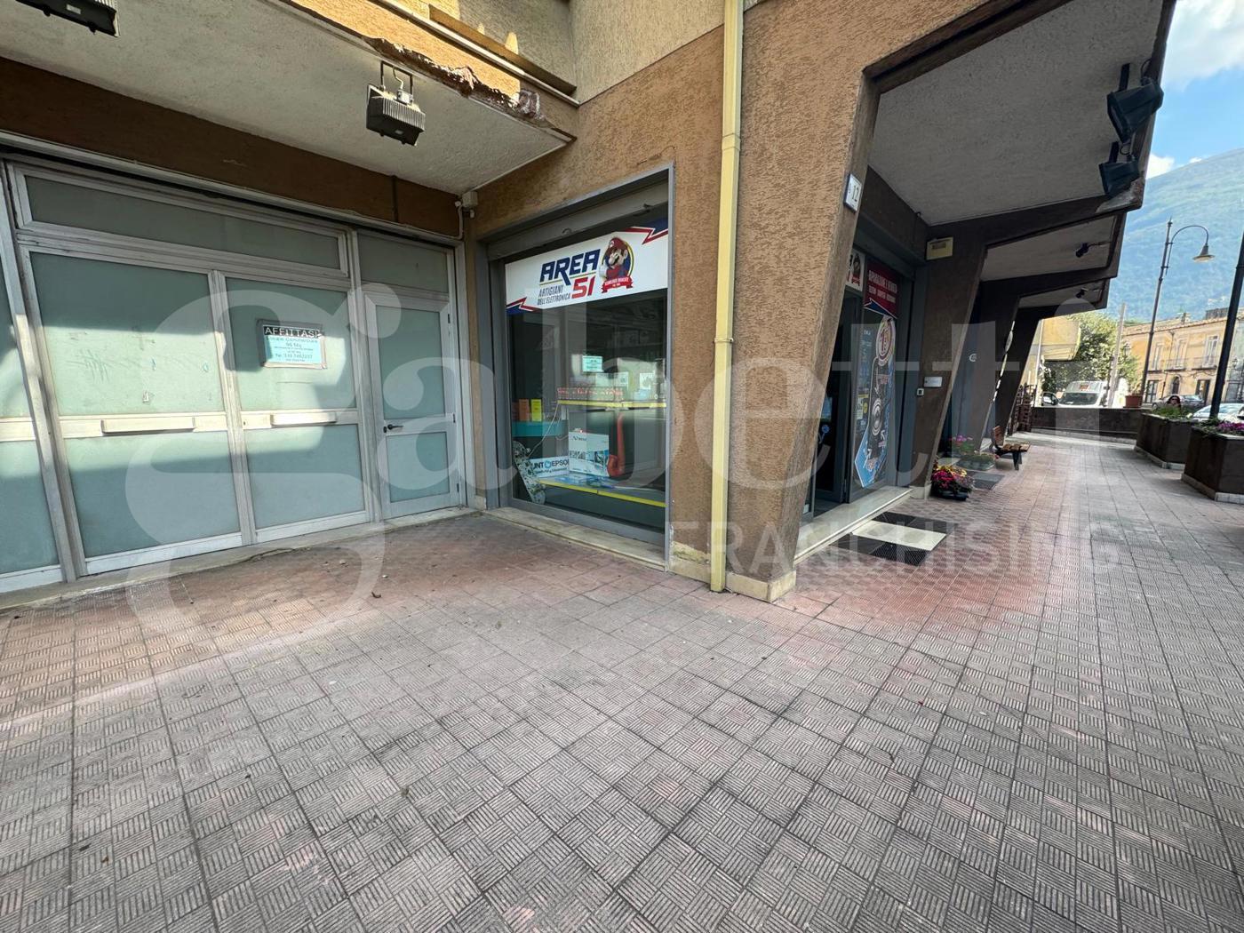 Negozio in affitto a Piedimonte Matese