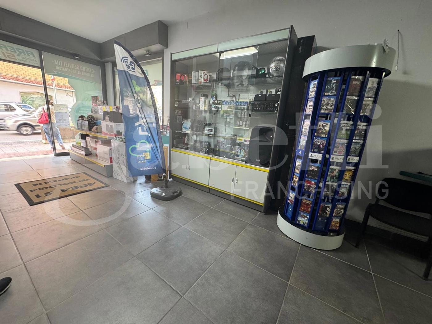 Negozio in affitto a Piedimonte Matese