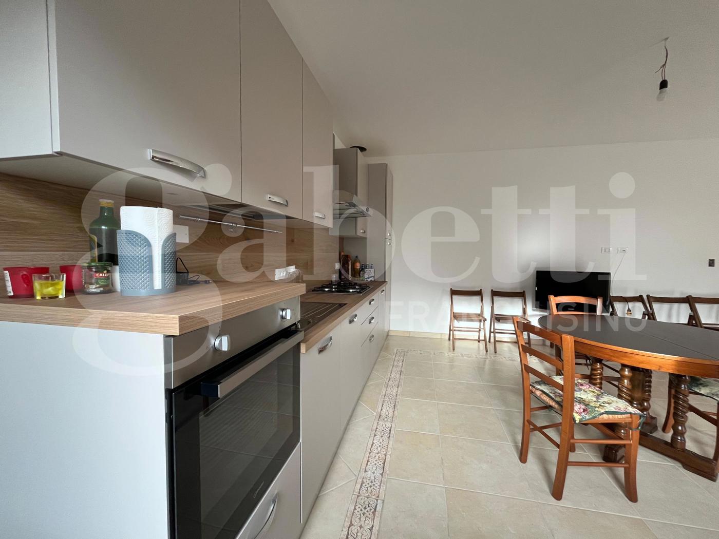 Villa con giardino a Baia e Latina