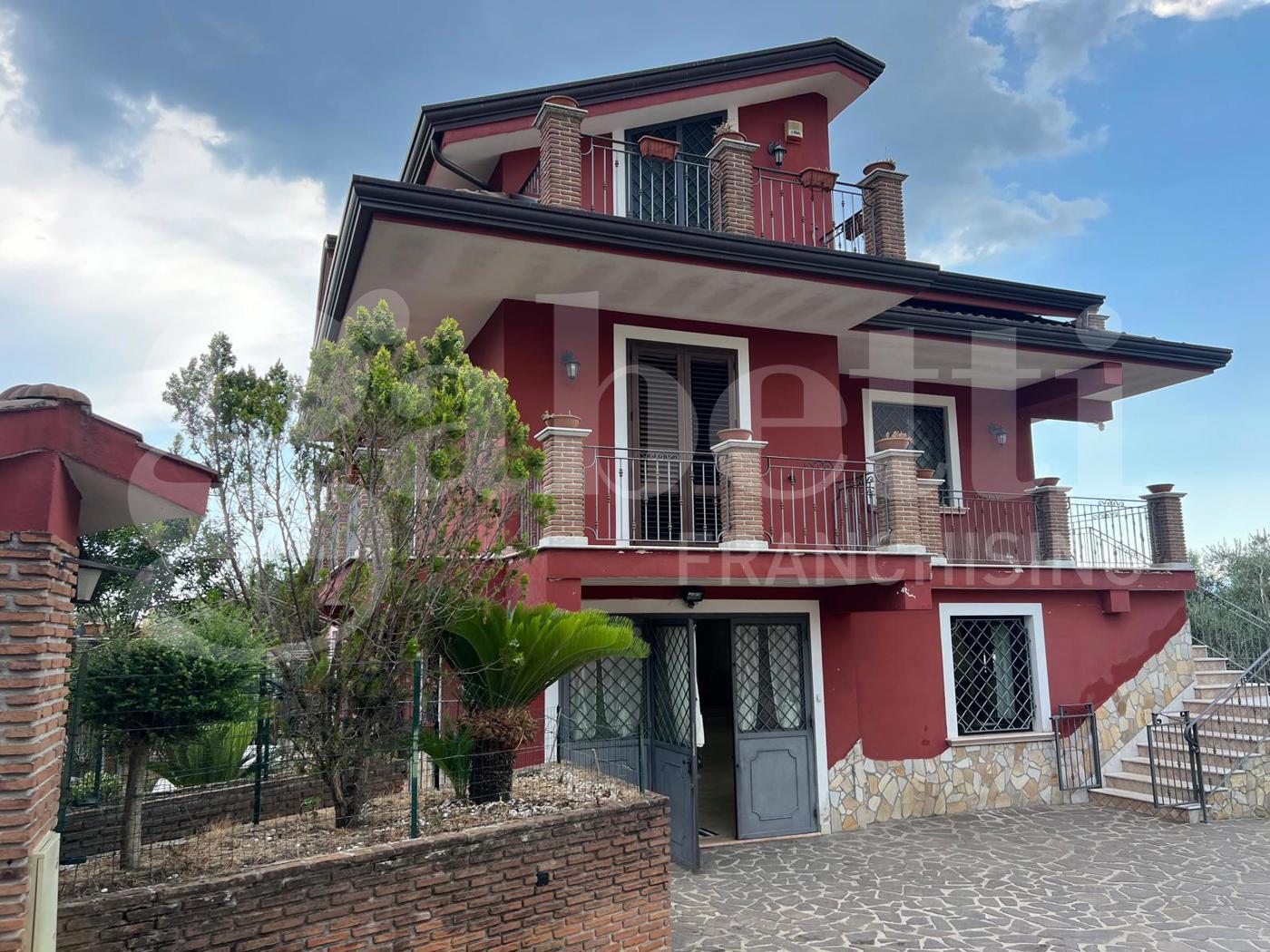 Villa con box doppio a Piedimonte Matese