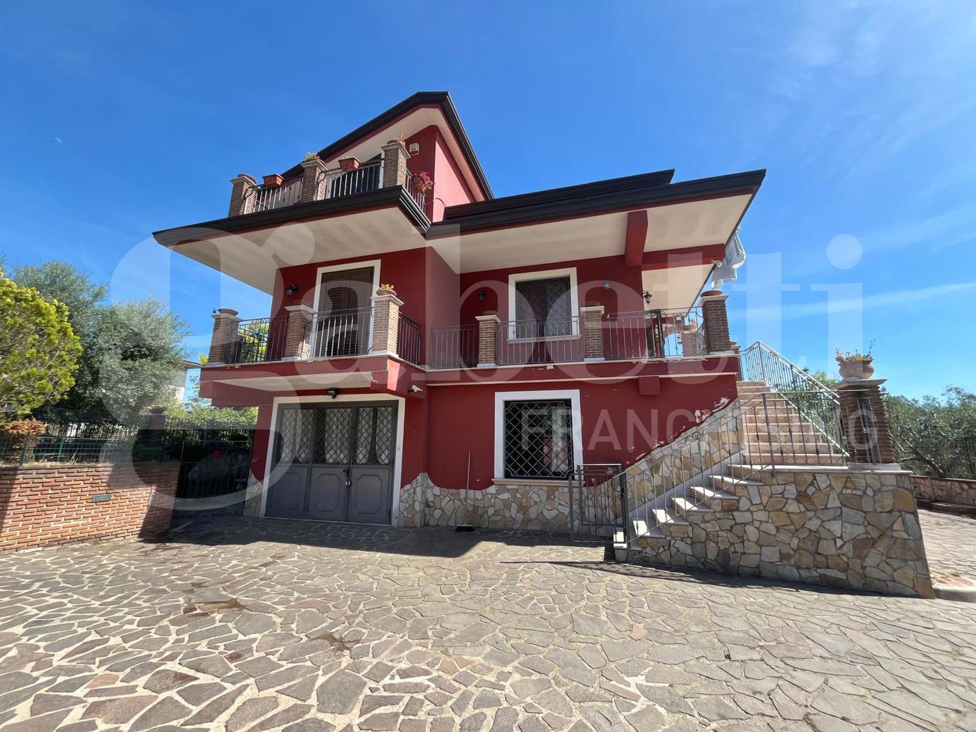 Villa con box doppio a Piedimonte Matese