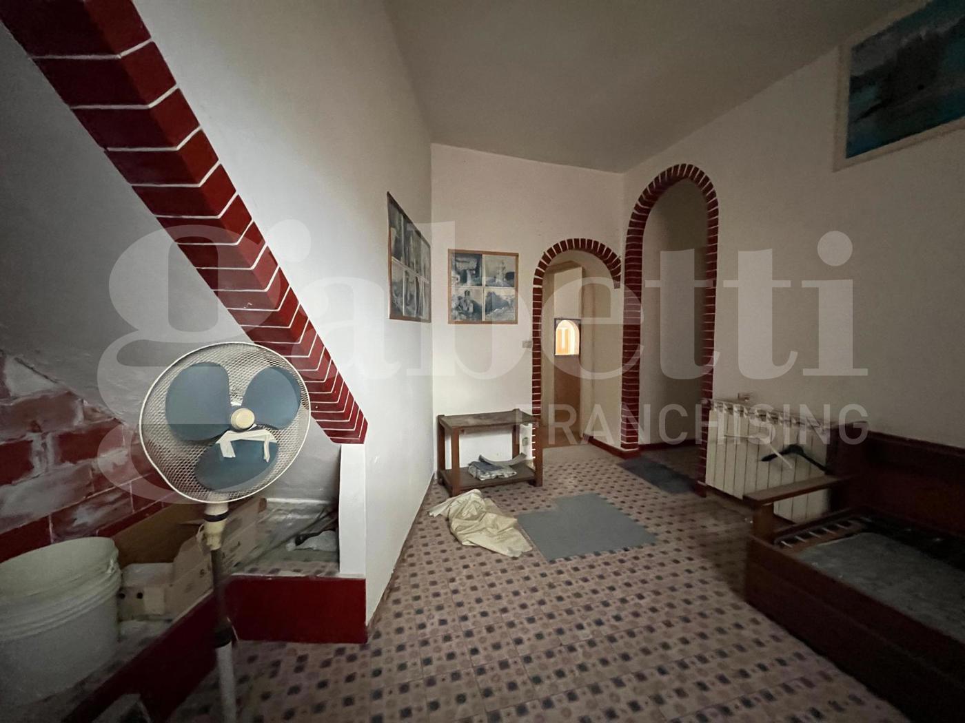 Trilocale da ristrutturare a Piedimonte Matese