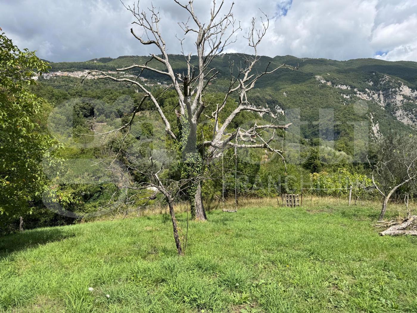 Rustico con giardino a Castello del Matese