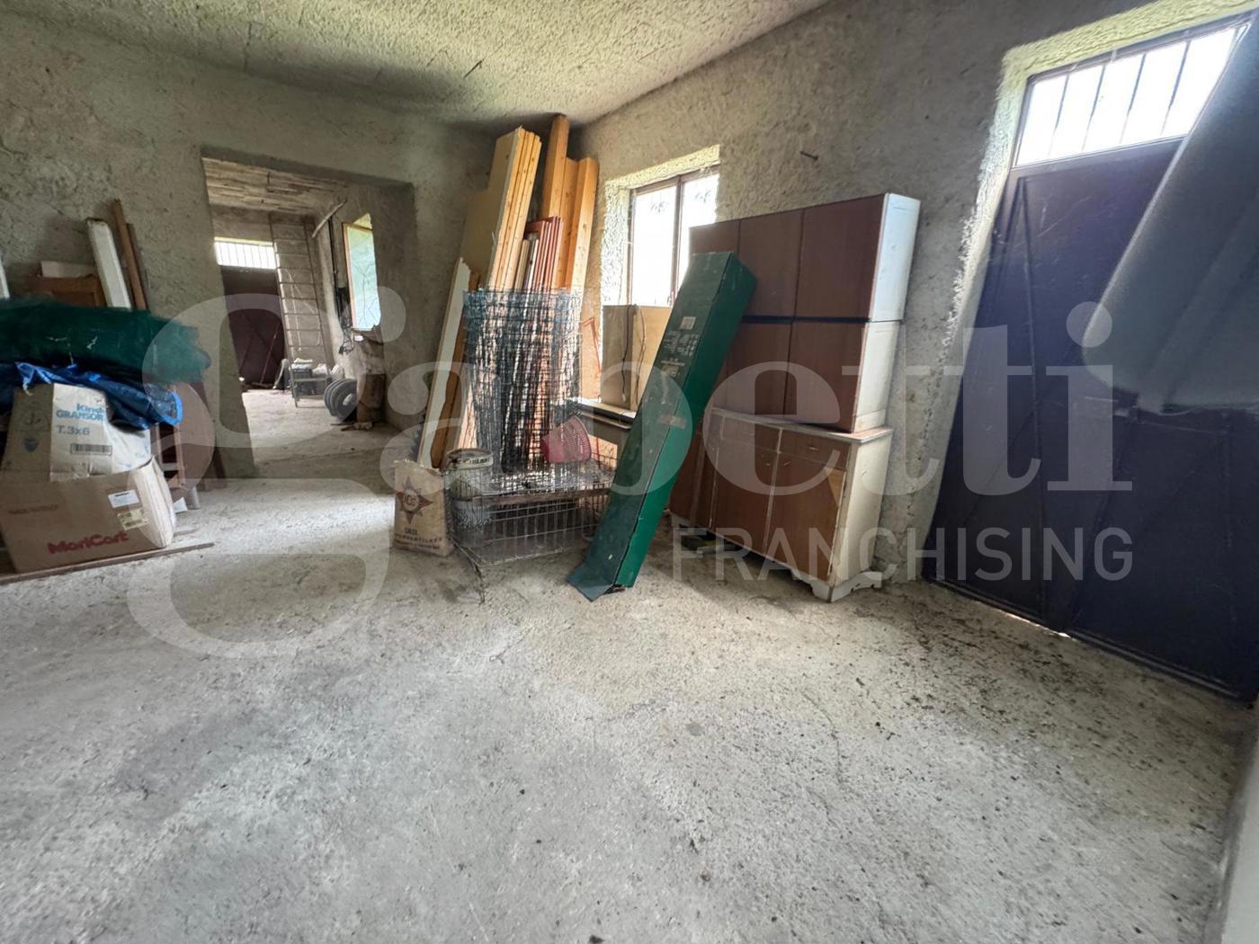 Rustico con giardino a Castello del Matese