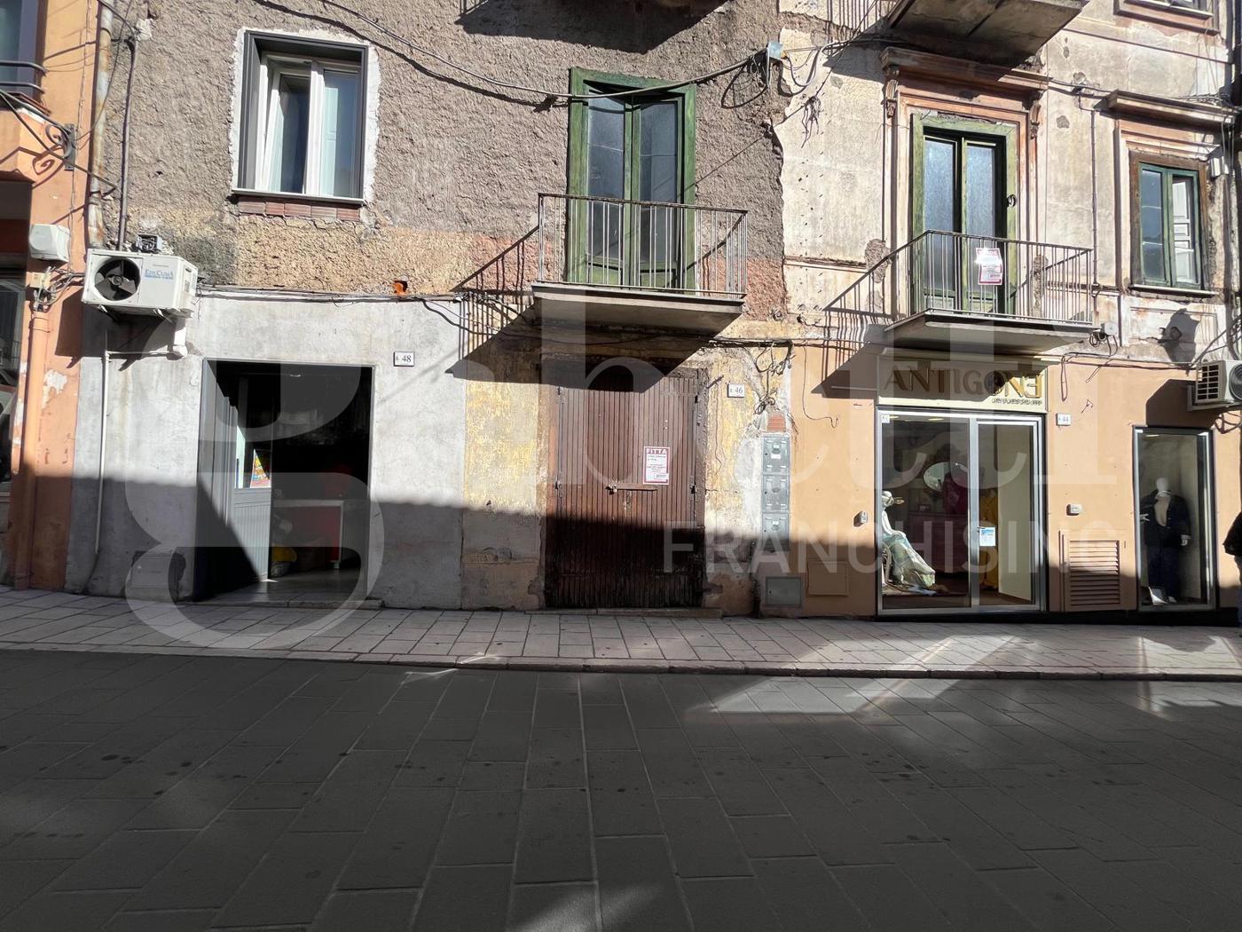 Negozio in affitto a Piedimonte Matese