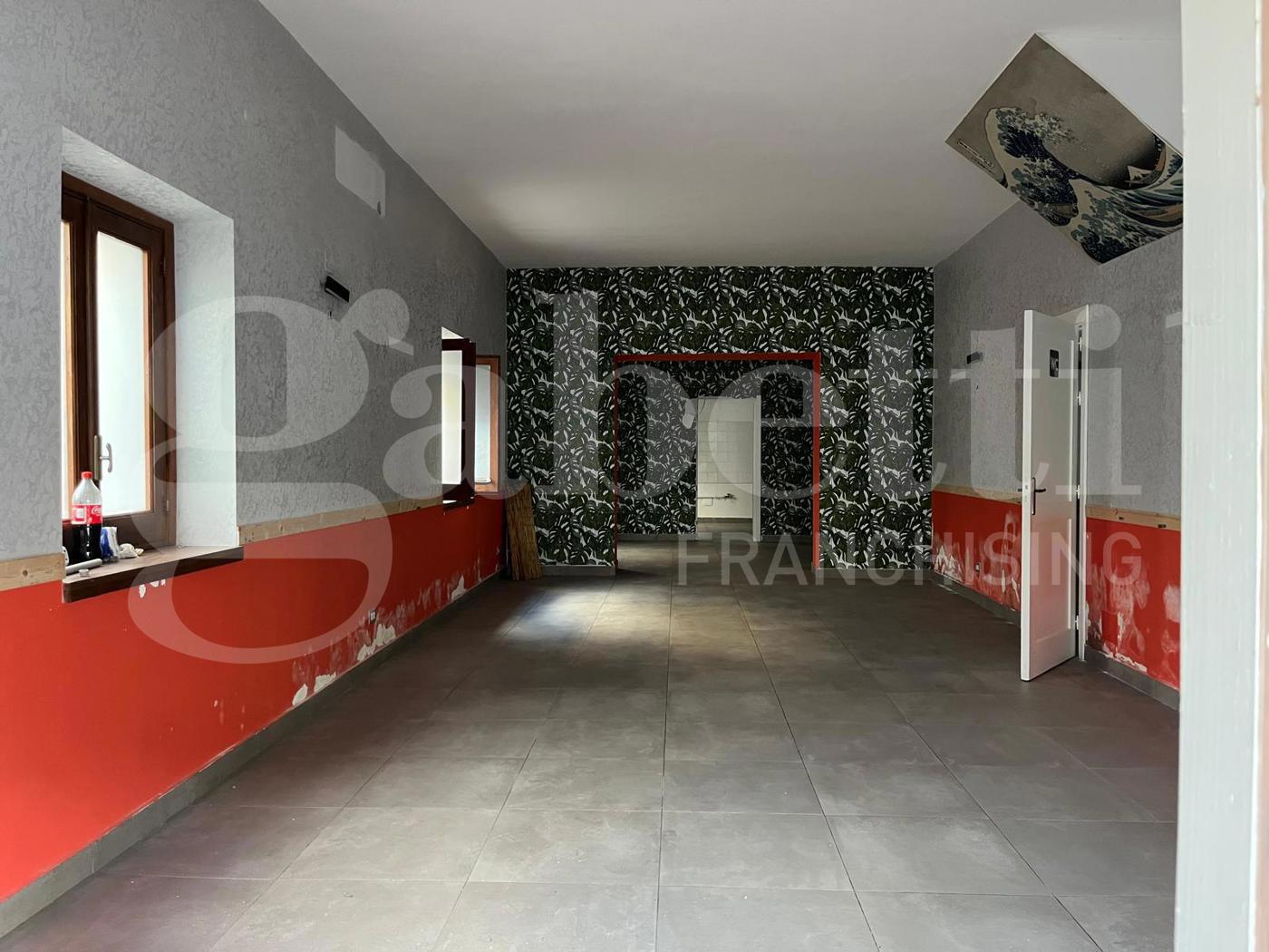 Negozio in affitto a Piedimonte Matese