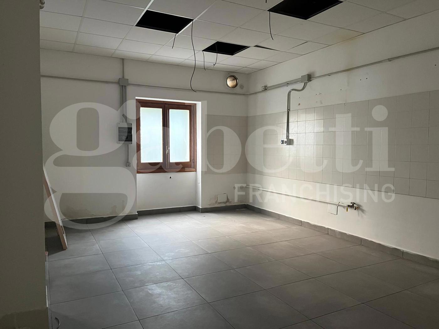 Negozio in affitto a Piedimonte Matese