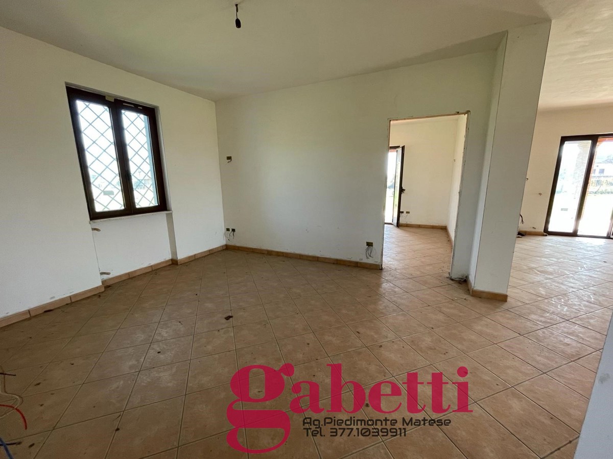 Villa con giardino a Alife