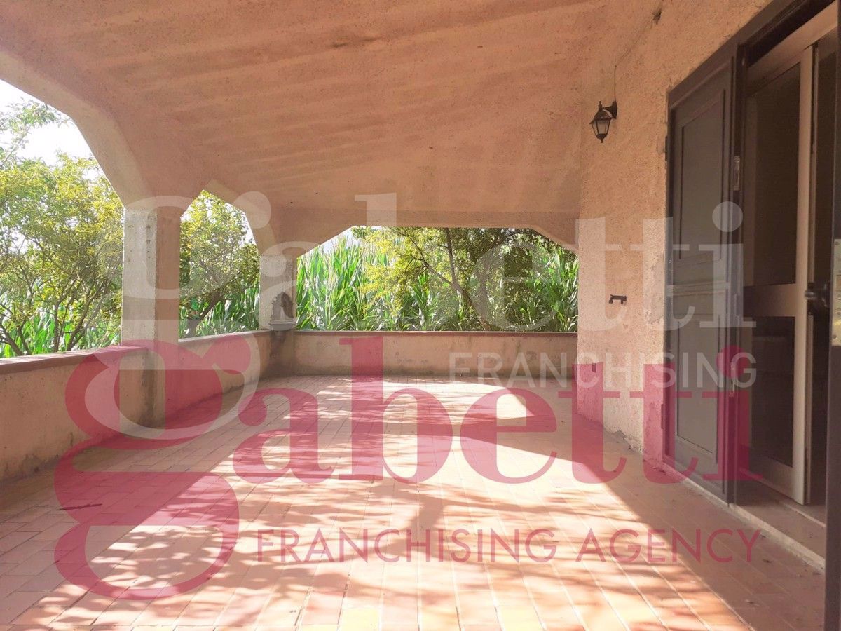 Casa indipendente con giardino a Gioia Sannitica