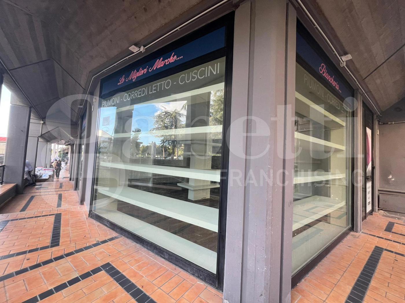 Negozio in affitto a Piedimonte Matese