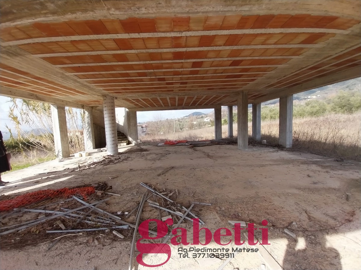 Villa con giardino a Sant'Angelo d'Alife