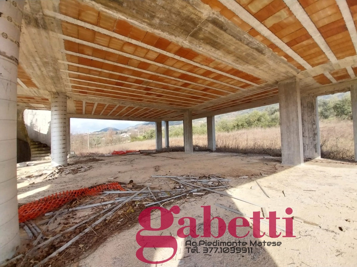 Villa con giardino a Sant'Angelo d'Alife