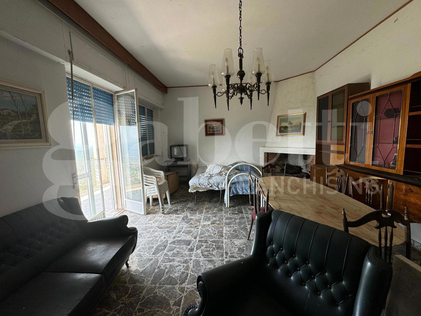 Trilocale da ristrutturare a San Gregorio Matese