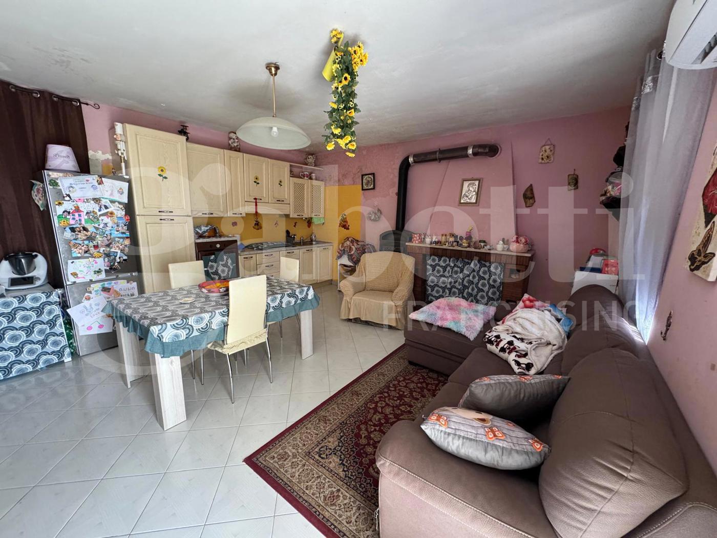 Casa indipendente con giardino a Alife