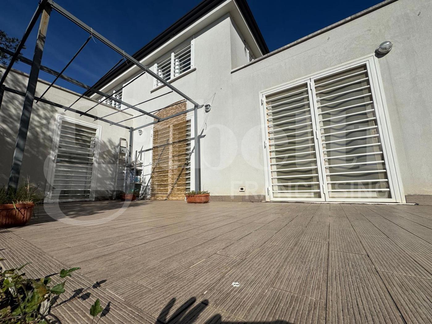 Villa con giardino a San Potito Sannitico