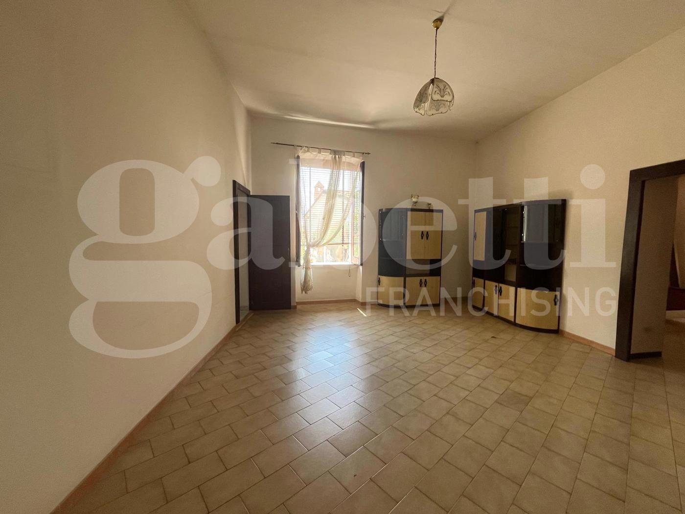 Stabile/Palazzo con box doppio a Piedimonte Matese