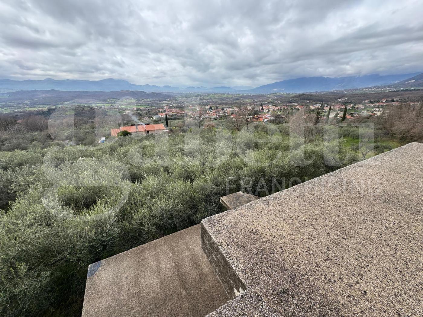 Casa indipendente con giardino a Gioia Sannitica