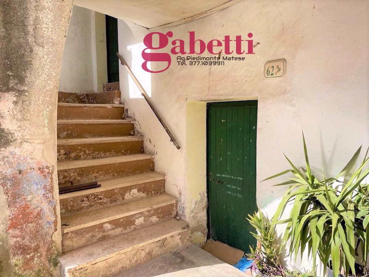 Casa indipendente da ristrutturare a San Potito Sannitico