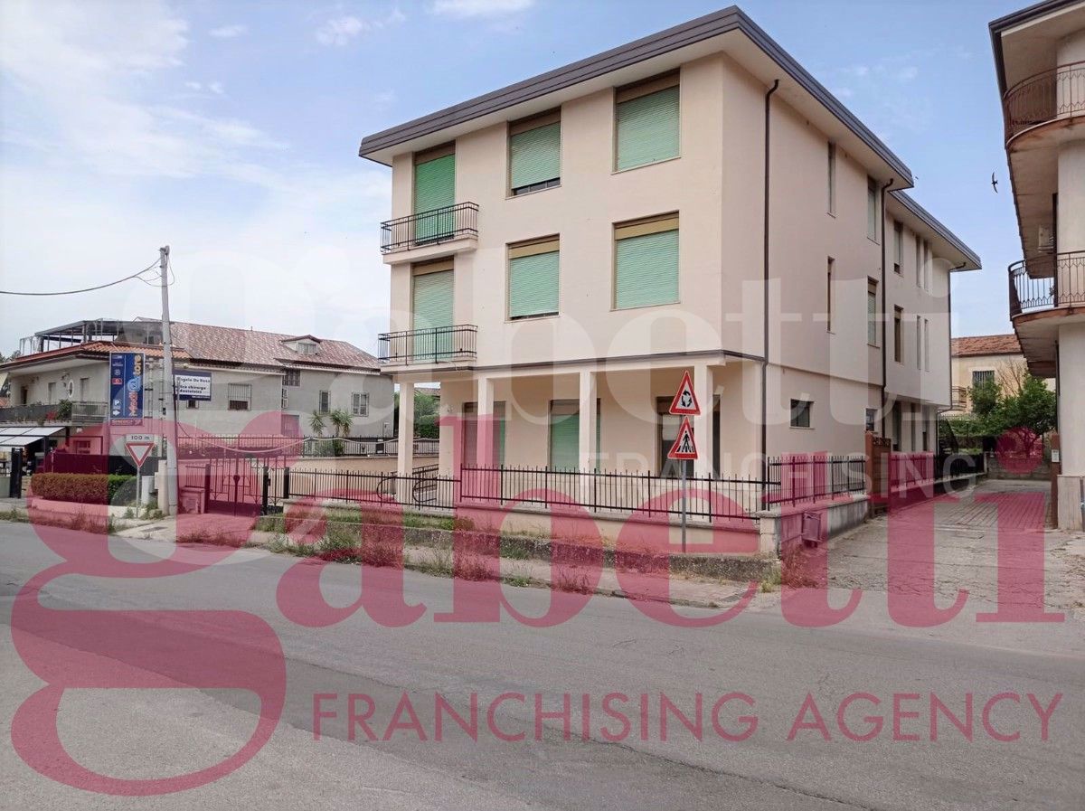 Stabile/Palazzo in vendita a Piedimonte Matese