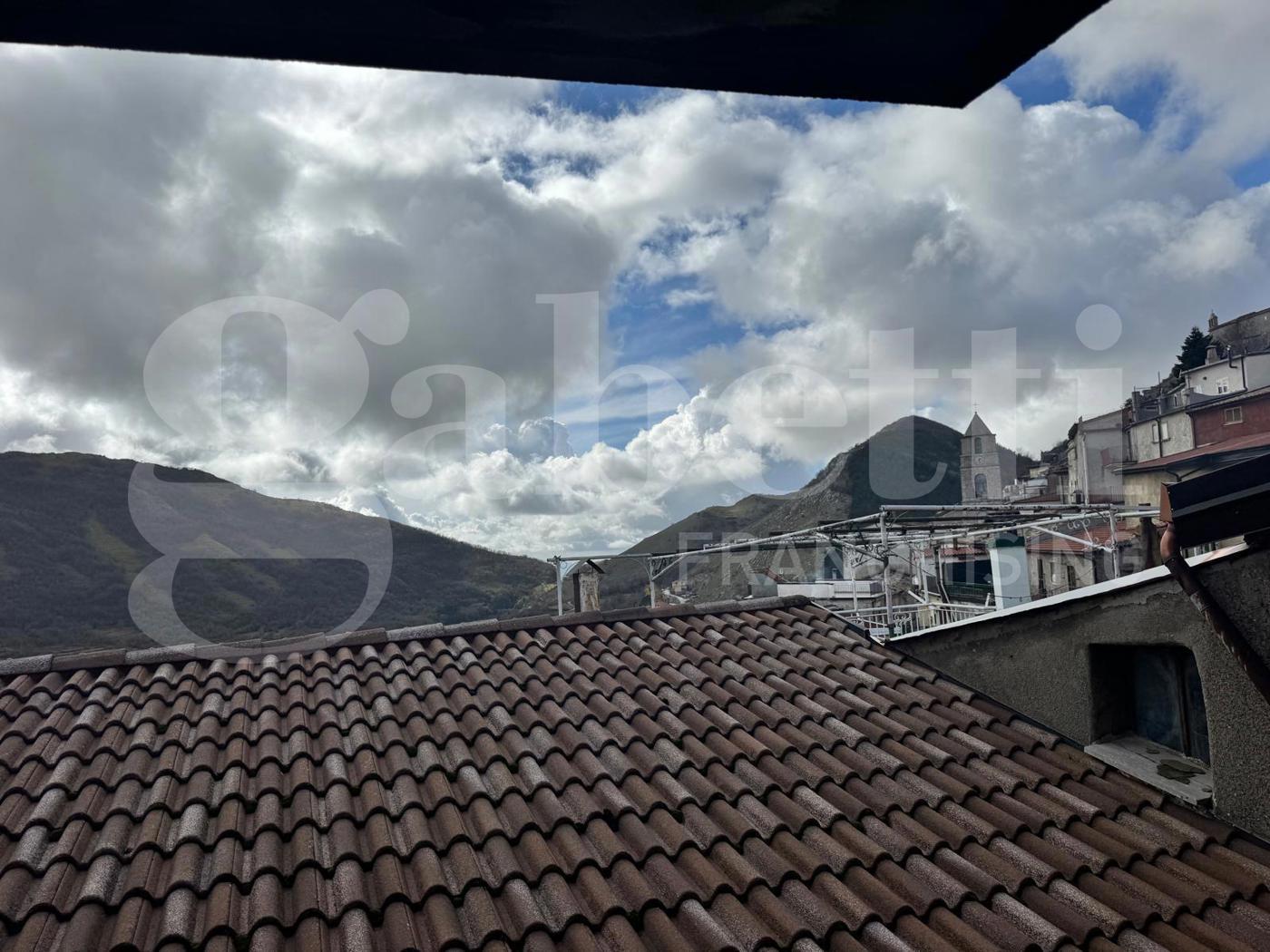 Casa indipendente da ristrutturare a Letino